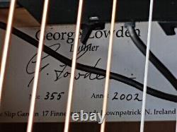 George Lowden a fabriqué une guitare acoustique de style O Rio/Sitka en 2002.