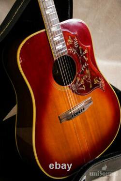 Gibson Hummingbird Custom 19741975 / Guitare Acoustique Avec Mallette Fabriquée En 2005