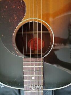 Gibson J45 Guitare Acoustique. Fait En 2000