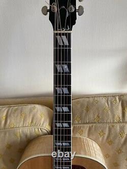 Gibson J-185 Fabriqué Dans Le Montana Usa. Tous Les Bois De Tonalité Solides. En Vgc Avec Pick-up
