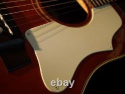 Gibson Vintage J-45 Cerise Fabriquée En 1968