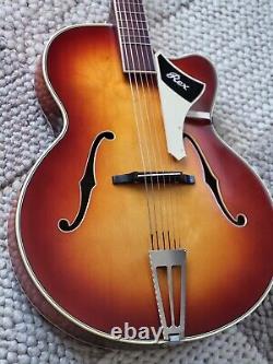 Guitare Vintage Archtop Percussion Fabriquée en Allemagne