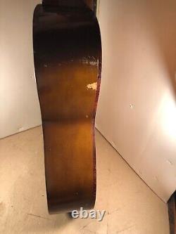 Guitare acoustique classique Silvertone des années 1960 fabriquée aux États-Unis