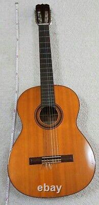 Guitare acoustique classique Suzuki C-150 naturelle fabriquée au Japon avec étui rigide