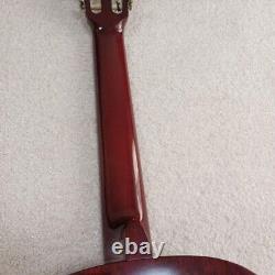 Guitare acoustique classique Suzuki C-150 naturelle fabriquée au Japon avec étui rigide