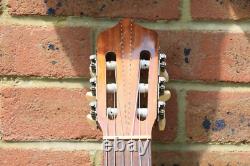 Guitare acoustique classique Victor Garcia 189 fabriquée en Espagne