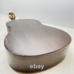 Guitare acoustique classique Yamaha C-200 avec étui souple fabriquée au Japon