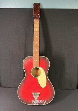 Guitare acoustique rouge en bois Harmony des années 1950 fabriquée aux États-Unis