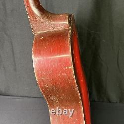 Guitare acoustique vintage en bois rouge Harmony des années 1950 fabriquée aux États-Unis.