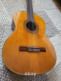 Guitare ancienne Shiro fabriquée au Japon