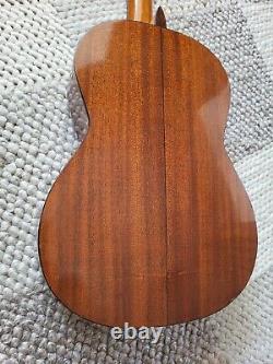 Guitare ancienne Shiro fabriquée au Japon