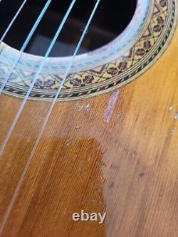 Guitare ancienne Shiro fabriquée au Japon