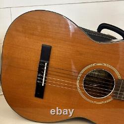 Guitare classique acoustique Vintage VAL DEZ ESPANIA avec étui fabriquée en Finlande