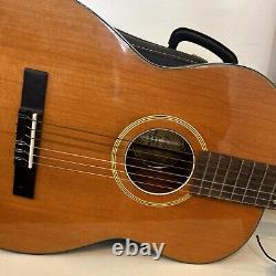 Guitare classique acoustique Vintage VAL DEZ ESPANIA avec étui fabriquée en Finlande