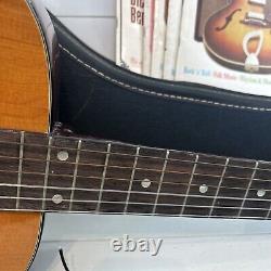 Guitare classique acoustique Vintage VAL DEZ ESPANIA avec étui fabriquée en Finlande