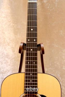 Guitare électro-acoustique Martin Djr-10E 2023 fabriquée avec de petites égratignures de taille 15/16