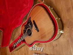 Luthier Custom Hand Made Hummingbird Acoustic Guitar Fabriqué Par Russell Bennett