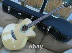 Takamine Eg512 Cgfg Electro Acoustic Bass Guitare. Fait En Corée. Avec Cas Dur
