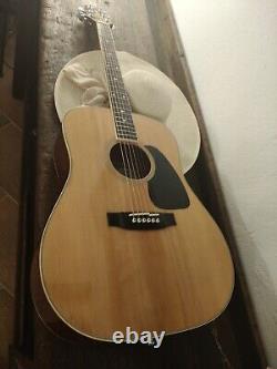 Takamine TS 300 Vintage Fabriqué au Japon Années 80 Table en bois massif