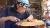 Un Artisan Japonais Qui A Dédié Sa Vie à La Fabrication De Guitares Acoustiques