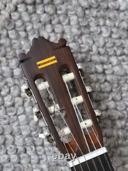 Vieille guitare Ibanez fabriquée au Japon, guitare de concert