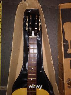 Vtg Vintage Sears 3/4 Parlor Guitare Fabriqué En Corée En Boîte Avec Sac En Vinyle Plays Nice